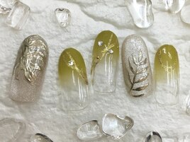 ボタニカルネイル