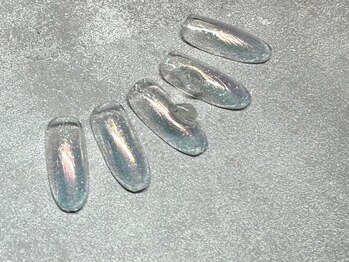 ソロル(SOROR by MUSA)の写真/シンプルだけど、印象的に。それぞれのスタイルにフィットさせるワンランク上のネイルで大人の魅力を演出！