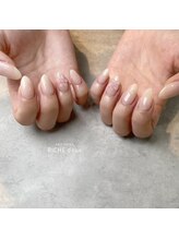 リッシュ ドゥ(RICHE deux)/乳白色カラー＆アートネイル！