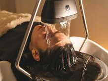 極上の癒し体験を、水を使うウェットヘッドスパ専門店で贅沢に。