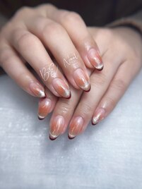 チークマグネットフレンチネイル