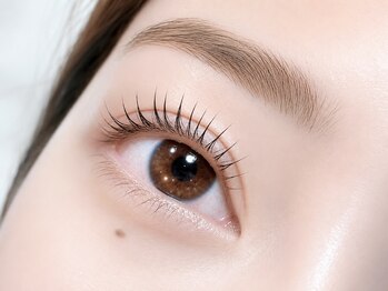 マナグ(Manag)の写真/【パリジェンヌ+アイシャンプー付￥5900】カウンセリングにこだわるからモチが違う！上向きまつげをキープ♪