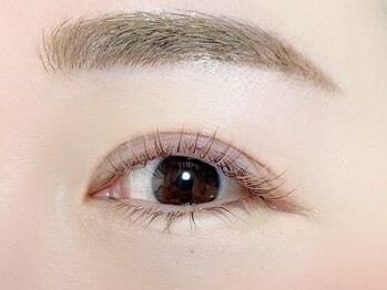 ラニ(Lani)の写真/《個性を活かしたお色でのマツエクしませんか？》多数のカラーエクステのご用意あり◇簡単イメチェンにも◎