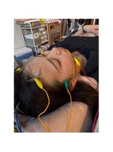 爽健美/電気を流す美容鍼