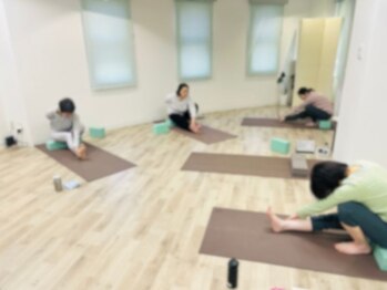 南林間駅前スタジオ メローヨガ(Mellow-Yoga)/ヨガ初心者＆体硬い方も心配無用
