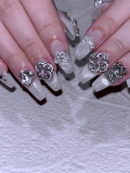 ルーミー アンド コー(Roomy&co.)/ビジューネイル