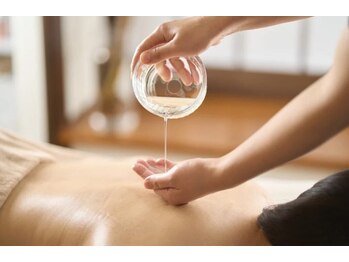太陽の写真/むくみ/冷え/脂肪燃焼【強力ハンドで全身デトックス】排出を促すアロマ90分！パンパン脚もスッキリ美脚♪