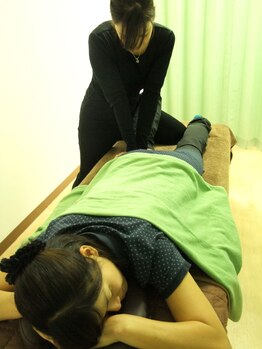 コリとるケアプラス 西川田店(コリとるCARE+)/むくみ脚やだるい脚に