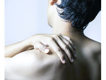 アロマテラピー サロン ショップ スクール バース(BATH)/ズーンと来る肩こりのメンズへ