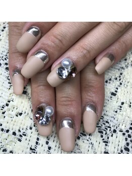 プライベートサロンアリュール(Private Salon Allure)/マット×ミラーでシックに。