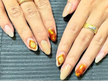 ミナネイル(mina-nail)/べっ甲デザイン♪