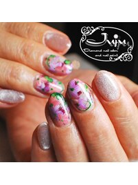 ハンドペイント　お花ネイル