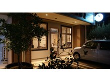 黒猫屋/路面店です