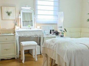 サロン ルティエ/部屋1 個室