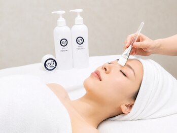 トモズサロン28(Tomos.salon.)の写真/剥離無×当日メイクOK♪【独自メゾット　ホワイトハーブピーリング】本気の肌質改善、ハリ艶UP、敏感肌に◎
