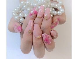 シェルタイダイ柄ネイル