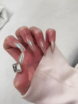 アオイ アイアンドネイル 新宿店の写真/爪に優しいチップ長さ出しでスピーディーに美しいフォルムに☆理想のデザインで素敵な指先を作りましょう♪