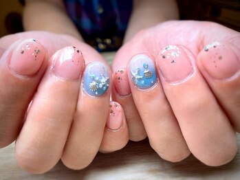 アミュリー ネイル アトリエ(Amury nail atelier)の写真/オフ込【おまかせシンプルネイル★ア-ト2本7000円】ミラー,マグネット,フラッシュラメ☆カラ-追加OK◎