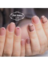 ジュジュ(Juju)/ハートとチェックのネイル