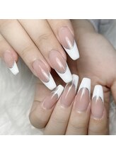 モモ(Momo)/バーチャルフレンチ×スカルプ