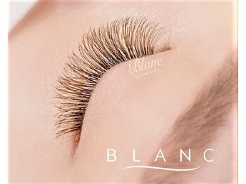 アイラッシュサロン ブラン 松本パルコ店(Eyelash Salon Blanc)の写真/【Blancのマツエクはつけ心地が◎】新生活にオススメ♪朝のメイク超時短!装いに合わせて目元をドレスアップ