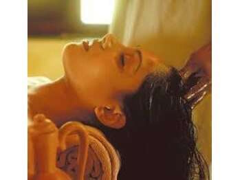 アーユルヴェーダ専門店 サラージュ 神戸元町(SALA JYU)/秋の抜毛や乾燥にオイルスパ