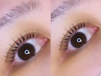 リリー(Lily)の写真/軽い付け心地&自然なボリュームがお好みの方必見!ボリュームラッシュ・バインドロックで印象的な目元に♪