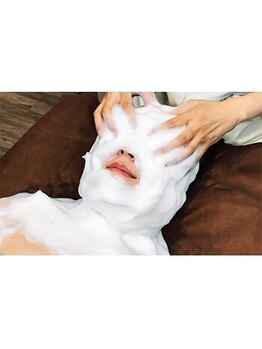 エステサロン さくら 南越谷店の写真/【年齢肌のくすみ・シミに本気アプローチ】白玉美白×深層リンパで、澄みわたる大人の透明感へ