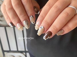 アニマル柄ネイル