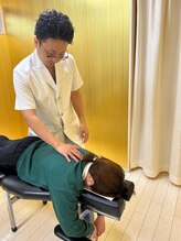 アクア鍼灸院/施術の流れ（背骨、顔面検査）