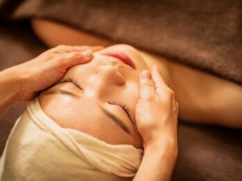 カプロ キャトル(Capullo de Quatre)/フェイシャルスパ