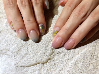 夏グラデーションネイル