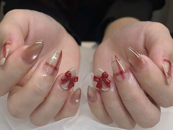 グリンプス 大濠店(Glimpse)の写真/上品×トレンドのアートが豊富◎大人可愛いマグネットや質感ネイルで周りと差がつく理想の手元へ導きます♪