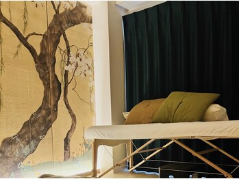 さりょう 二子玉川/施術中。お好みで雰囲気を調整。