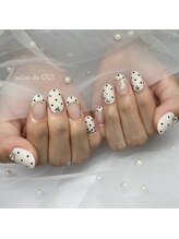 サロンドウイ(salon de OUI)/ドットネイル