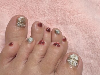 〈フットアートネイル〉