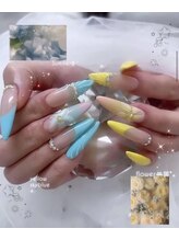 アイスリン(Aislinn)/yellow×skyblue 夏ネイル♪