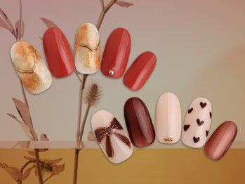 ネイルランド 板橋店の写真/繊細～華やかアートまで★アクセサリーのような手書きアートで“あなたらしく”日常を指先から彩り豊かに♪