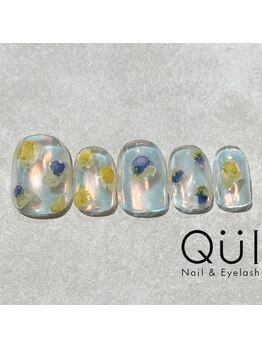 花ネイル　ニュアンスフラワー