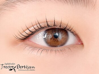 トレヴァーデルチザン 南船場店(Trevor de'rtisan eyelash)の写真/【カールスタイルのラッシュリフト♪】ナチュラルなまつ毛で垢抜け♪シーンを選ばない上品なスタイル☆