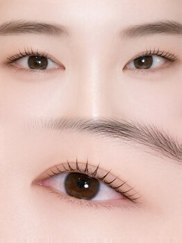 メロウ(mellow)の写真/【まつげMENUスタート!!】骨格に合わせて似合わせまつげパーマをご提案★きゅるんと可愛らしい目元に♪