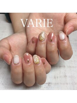 ヴァリエ(VARIE)/ふんわりチークネイル