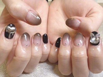 ウープスネイル 盛岡カワトク店(OopsNAIL)/グラデ×メタルハート