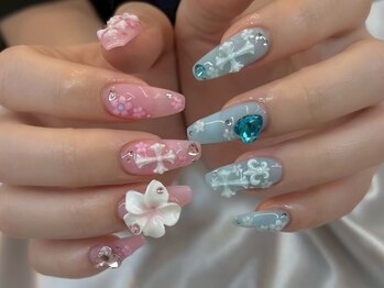 アシメフラワーネイル