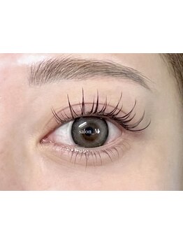 ナチュラル上品な目元にしたい