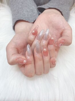 アオイ アイアンドネイル 新宿店/