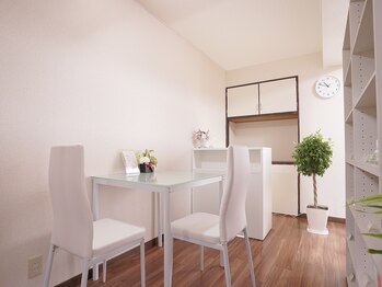 コム(COM)/待合室