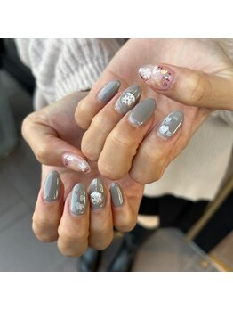 トータルサロン 白べぇーっ プラス/雪の結晶ネイル♪