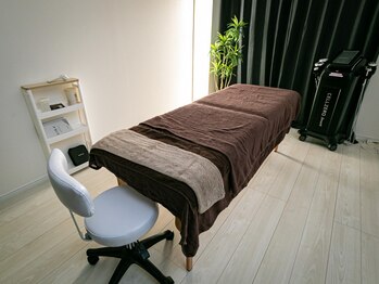 アンドリノ シキサイ(&Lino shikisai)の写真/【夜18時～25時営業◎】お仕事終わりに通いやすい！リフレッシュ＆疲労解消が叶う、極上のヘッドスパを…＊