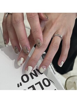 ビー 十日市(bii)/